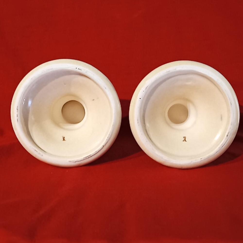 RARE-Pfalzgraff Village Pattern Set of 2 Series #1 Short Candlestick Holders. - Picture 8 of 16